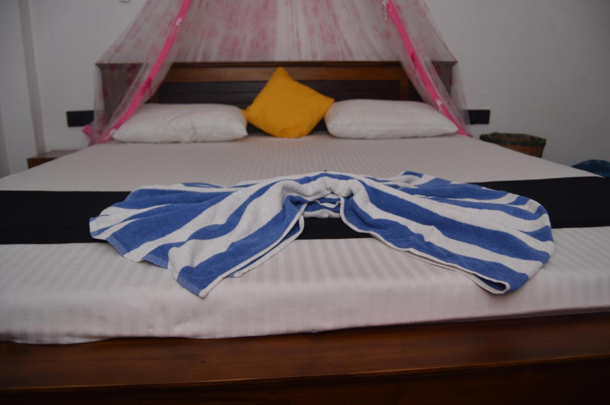 Kosi Giggles Resort 韦利格默 外观 照片